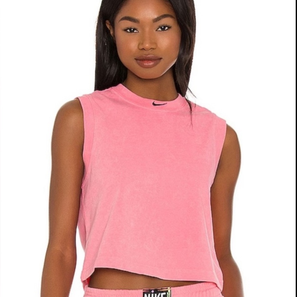 NWT - Nike Worn In Stand Out Tank - Sunset Pulse